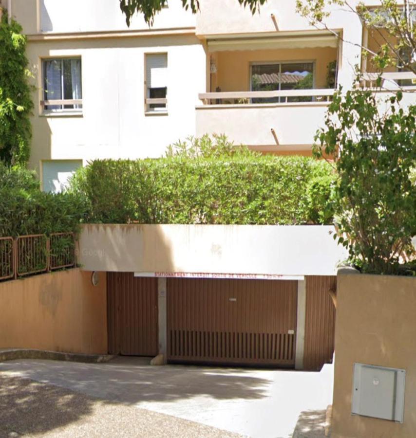 Antichambre Nimes Ngoại thất bức ảnh